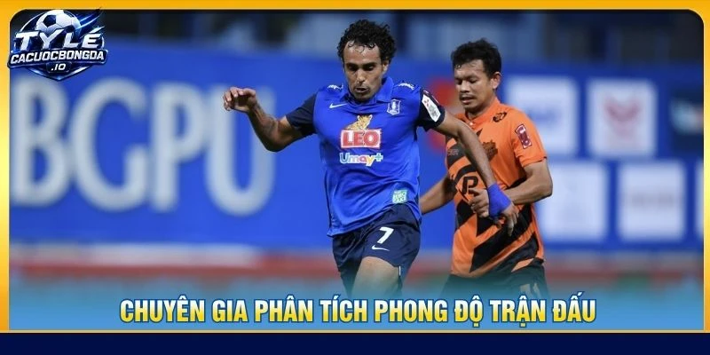Chuyên gia phân tích phong độ trận đấu